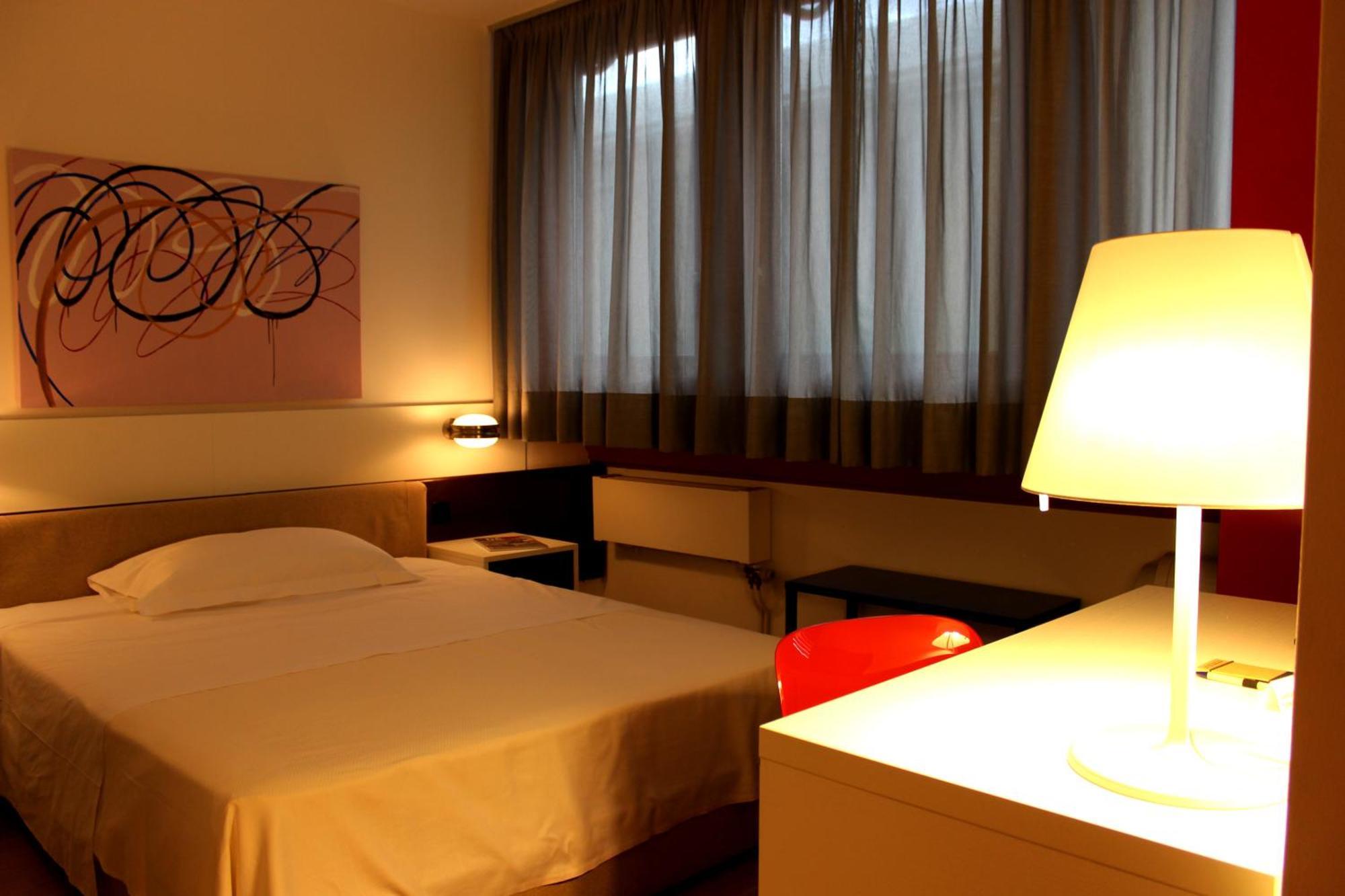 Hotel Garni Centro كياسو المظهر الخارجي الصورة