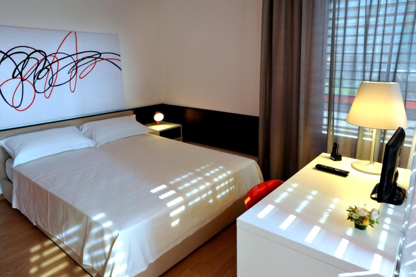 Hotel Garni Centro كياسو الغرفة الصورة